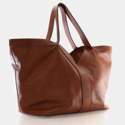 مملوكة مسبقًا Saint Laurent Calfskin Y Tote