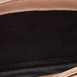 مملوكة مسبقًا محفظة سان لوران باريس أنفيلوب جلد ماتيلاسي�ه وردية فاتحة مونوجرام