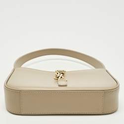 مملوكة مسبقًا Saint Laurent LE 5 À 7 Mini Beige Leather Bag