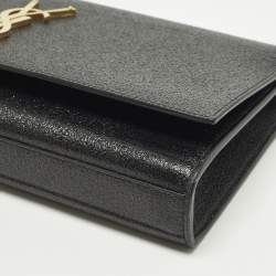 مملوكة مسبقًا Saint Laurent Monogram Dark Grey Shimmer Leather Clutch