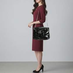 Pre Owned حقيبة كتف سان لوران لولو منتفخة جلد لامع أسود متوسطة