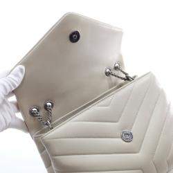 مملوكة مسبقًا حقيبة لولو جلد عجل سان لوران صغيرة الحجم