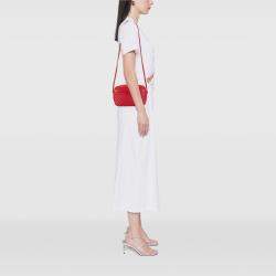 مملوكة مسبقًا حقيبة كاميرا سان لوران فيكتوار جلد خروف مبطن أحمر