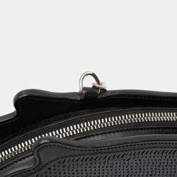 مملوكة مسبقًا حقيبة كروس بودي سلسلة بو غون سان لوران سوداء لامعة بترتر