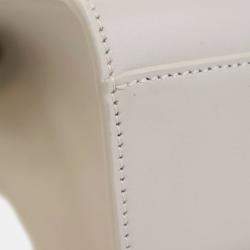 مملوكة مسبقًا حقيبة كتف سان لوران باريس مانهاتن جلد أبيض متوسطة