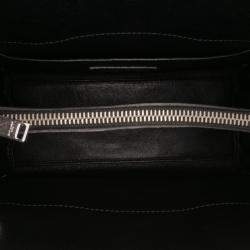 مملوكة مسبقًا حقيبة سان لوران باريس ساك دو جور مزينة برقعة جلد سوداء بايبي