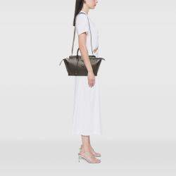 مملوكة مسبقًا حقيبة سان لوران باريس دوانتاون كاباس جلد منقوش تمساح صغيرة