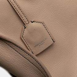 مملوكة مسبقًا حقيبة سان لوران باريس داون تاون كاباس بيبي جلدية بنية اللون