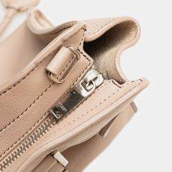 مملوكة مسبقًا حقيبة سان لوران باريس داون تاون كاباس بيبي جلدية بنية اللون