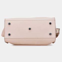 مملوكة مسبقًا حقيبة سان لوران باريس داون تاون كاباس بيبي جلدية بنية اللون