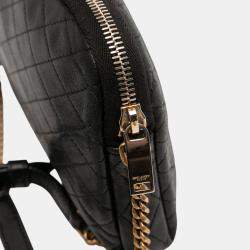 مملوكة مسبقًا حقيبة جيب مبطنة حمل سحاب سان لوران باريس جابي جلد خروف صغيرة سوداء