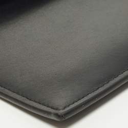 مملوكة مسبقًا حقيبة كلتش سان لوران أبتاون جلد بيج