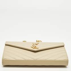 Pre Owned محفظة بسلسلة سان لوران باريس كاساندرا جلد ماتيلاسيه أحمر