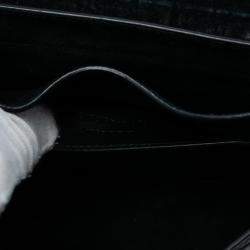 مملوكة مسبقًا حقيبة كروس بودي سان لوران باريس كايا مونوغرام نقش جلد التمساح أسود صغيرة