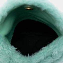 مملوكة مسبقًا Saint Laurent Paris Green Shearling Loulou Puffer Clutch