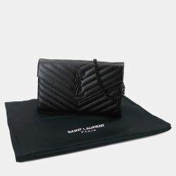مملوكة مسبقًا Saint Laurent Cassandra Black Leather Wallet on Chain