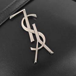 مملوكة مسبقًا Saint Laurent Black Leather Heart Shoulder Bag