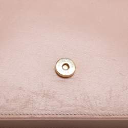 مملوكة مسبقًا Saint Laurent Paris Kate Nude Pink Leather Wallet On Chain