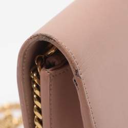 مملوكة مسبقًا Saint Laurent Paris Kate Nude Pink Leather Wallet On Chain