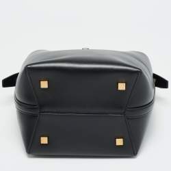 Pre Owned حقيبة دلو جلد سوداء صغيرة سان لوران لو 37