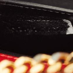 مملوكة مسبقًا حقيبة كتف سان لوران كيت حمراء صغيرة جلد