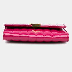 مملوكة مسبقًا حقيبة كروس بودي سان لوران باريس فيكي ميديوم  وردية لامعة