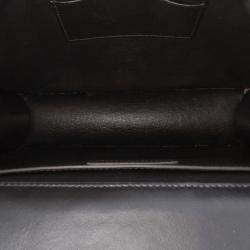 Pre Owned سان لوران باريس كروس بودي سبونتيني عجل ناعم أسود متوسط ​​الحجم