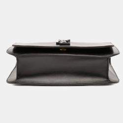 Pre Owned سان لوران باريس كروس بودي سبونتيني عجل ناعم أسود متوسط ​​الحجم