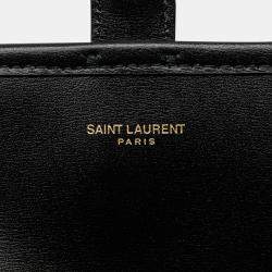 مملوكة مسبقًا شنطة كروس بودي سان لوران باريس قماش بني صغير لو مونوغرام