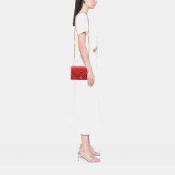 Pre Owned حقيبة ظرف مونوغرام جلد العجل شيفرون حمراء سان لوران باريس صغيرة