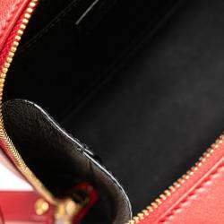 مملوكة مسبقًا Saint Laurent Paris Red Toy Lambskin Vicky Crossbody