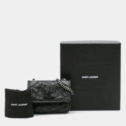 مملوكة مسبقًا Saint Laurent Paris Black Micro Crinkled Leather Niki Airpods Case with Chain