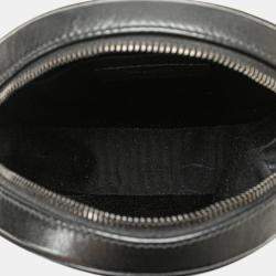 مملوكة مسبقًا Saint Laurent Paris Black Chevron Calfskin Round Vinyle Camera Bag