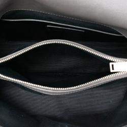 مملوكة مسبقًا Saint Laurent Paris Medium Grain De Poudre West Hollywood Crossbody