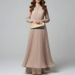 مملوكة مسبقًا Saint Laurent Diagonal Beige/Black Leather Clutch