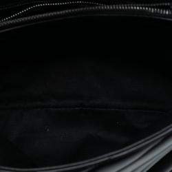 مملوكة مسبقًا Saint Laurent Paris Black Medium Matelasse Leather Monogram Monochrome Loulou Shoulder Bag