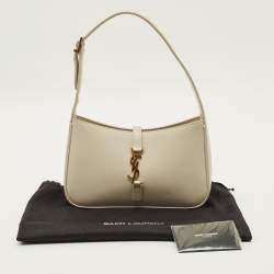 مملوكة مسبقًا حقيبة كتف سان لوران لو 5 أ 7 جلد عاجي