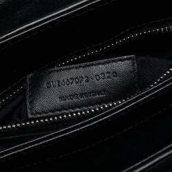 مملوكة مسبقًا Saint Laurent Paris Black Toy Matelasse Leather Monogram LouLou Crossbody