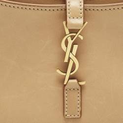 مملوكة مسبقًا حقيبة هوبو سان لوران صغيرة جلد بني فاتح