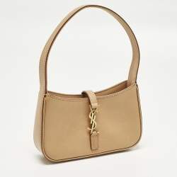 مملوكة مسبقًا حقيبة هوبو سان لوران صغيرة جلد بني فاتح