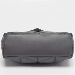 مملوكة مسبقًا حقيبة كتف سان لوران لولو منفوشة جلد شيفرون بني حجم صغير