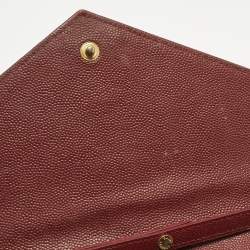 مملوكة مسبقًا Saint Laurent Cassandre Red Matelassé Leather Wallet on Chain