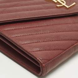 مملوكة مسبقًا Saint Laurent Cassandre Red Matelassé Leather Wallet on Chain