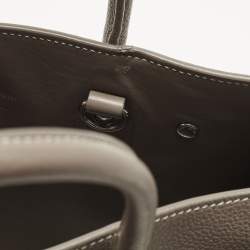 Pre Owned حقيبة سان لوران كلاسيك ساك دو جور يد جلد بيج داكن صغيرة