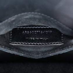 مملوكة مسبقًا حقيبة سان لوران باريس يد علوية كاسندرا مونوغرام بطبعة فهد سويدي صغيرة بنية سوداء