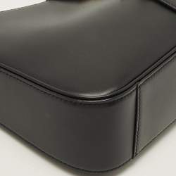 Pre Owned Saint Laurent LE 5 À 7 Black Leather Shoulder Bag