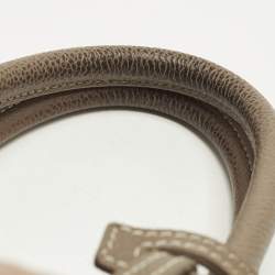 مملوكة مسبقًا حقيبة يد سان لوران ساك دو جور كلاسيك بيبي جلد بيج داكن