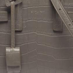 مملوكة مسبقًا حقيبة يد سان لوران نانو ساك دي جور كلاسيك جلد منقوش بشكل تمساح