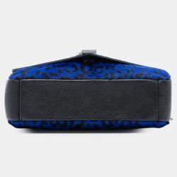 مملوكة مسبقًا حقيبة كلية سان لوران باريس فرو المهر الأزرق بطبعة الفهد