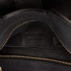 مملوكة مسبقًا Saint Laurent Paris Black Toy Leather Monogram Cabas
